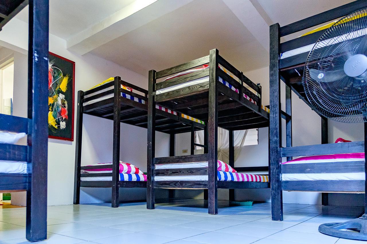 Ayo Homtel Hostel Đảo Mactan Ngoại thất bức ảnh