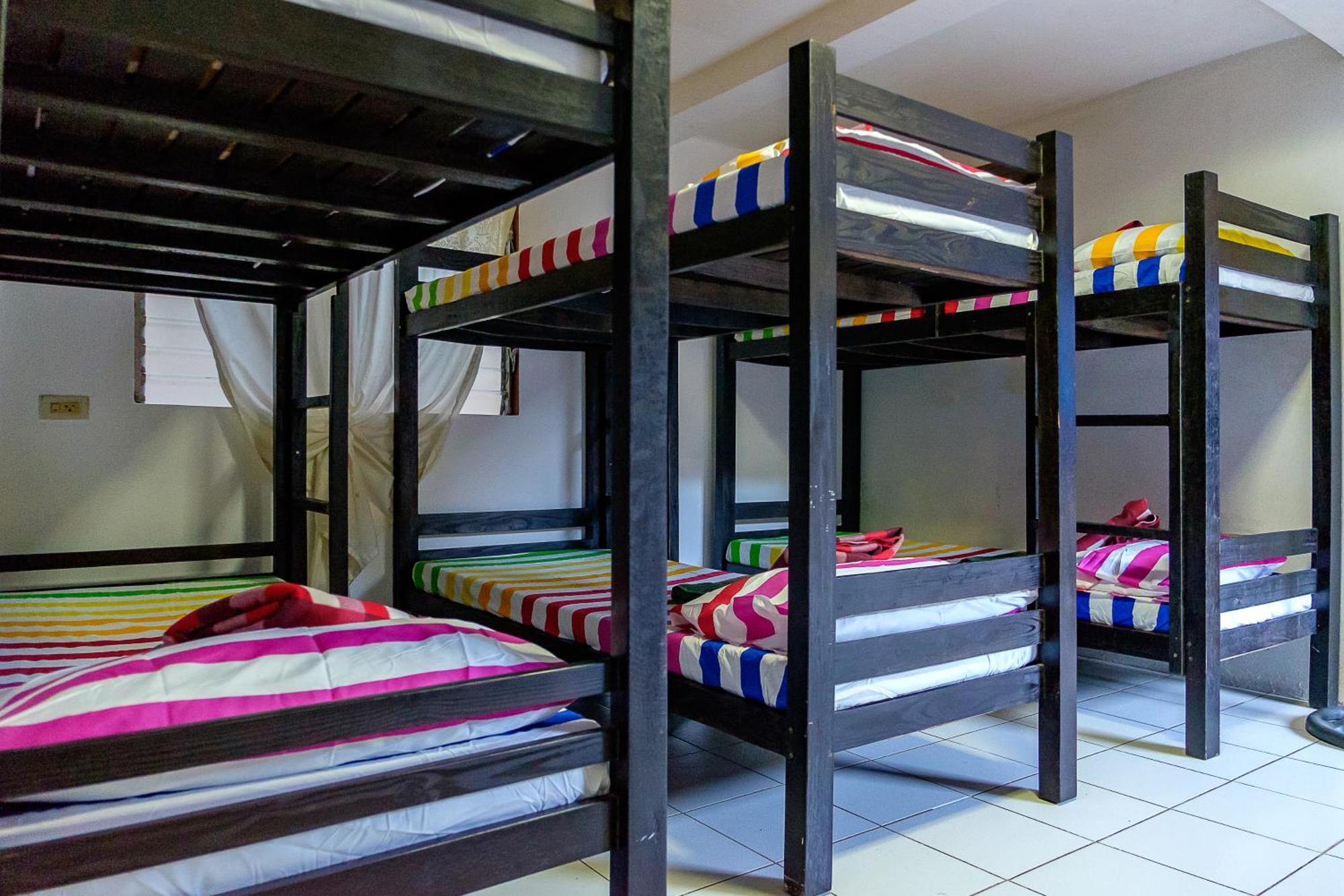 Ayo Homtel Hostel Đảo Mactan Ngoại thất bức ảnh